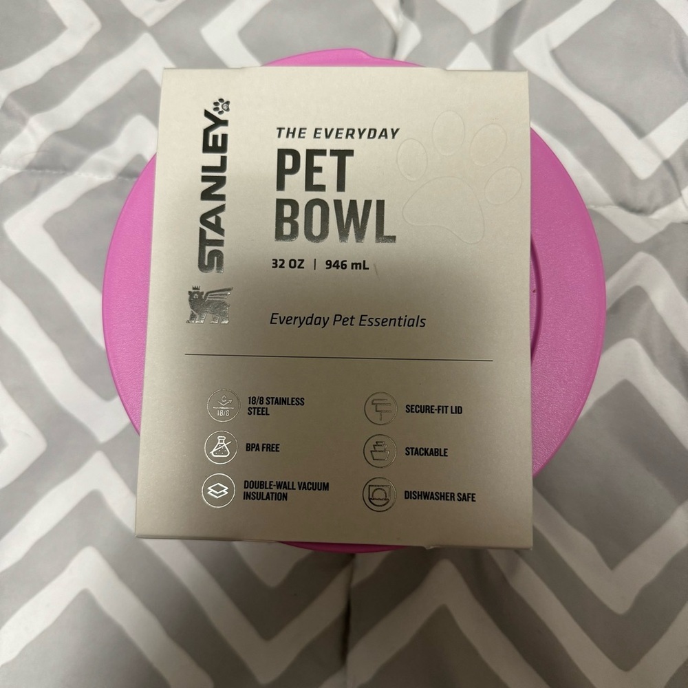 NEW STANLEY Pet Bowl